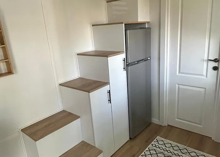 Pura Vida Downtown Tiny 3* Bukurešť