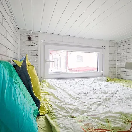 Pura Vida Downtown Tiny Casa de hóspedes Bucareste