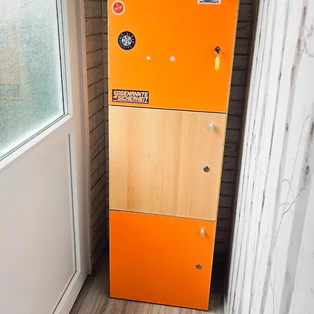 Pura Vida Downtown Tiny Bucareste