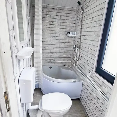 Pura Vida Downtown Tiny 3*