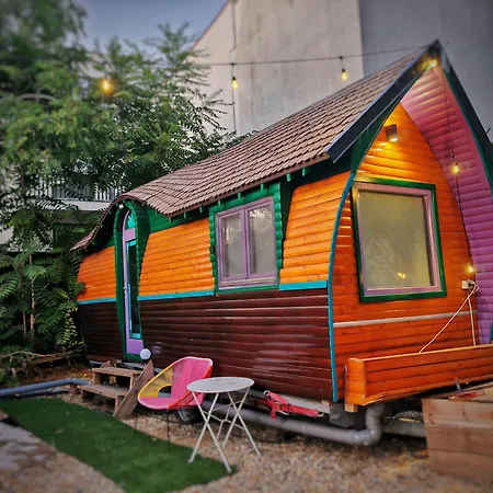 Pura Vida Downtown Tiny Guest house