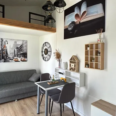 بيت ضيافة Pura Vida Downtown Tiny