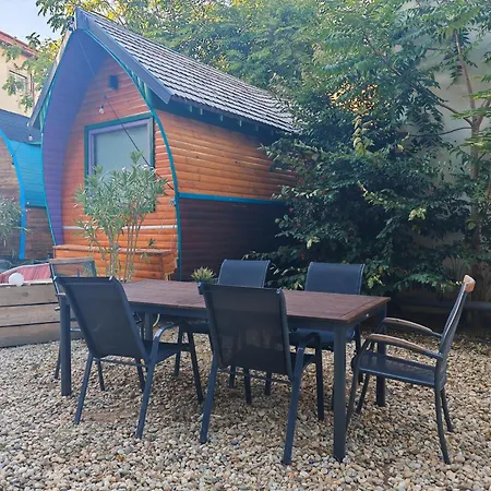 Pura Vida Downtown Tiny 3*