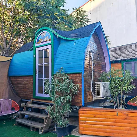 Гостевой дом Pura Vida Downtown Tiny Бухарест