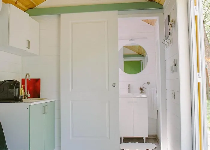 בית הארחה Pura Vida Downtown Tiny בוקרשט