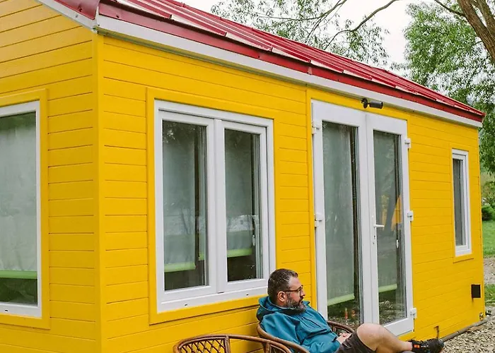 Pura Vida Downtown Tiny Bucharest