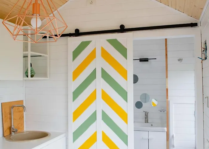 Pura Vida Downtown Tiny 3* Bukarest