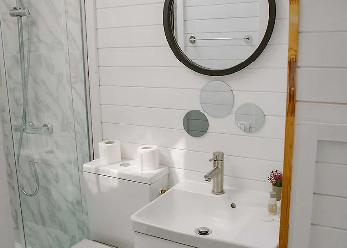 Gæstehus Pura Vida Downtown Tiny Bukarest