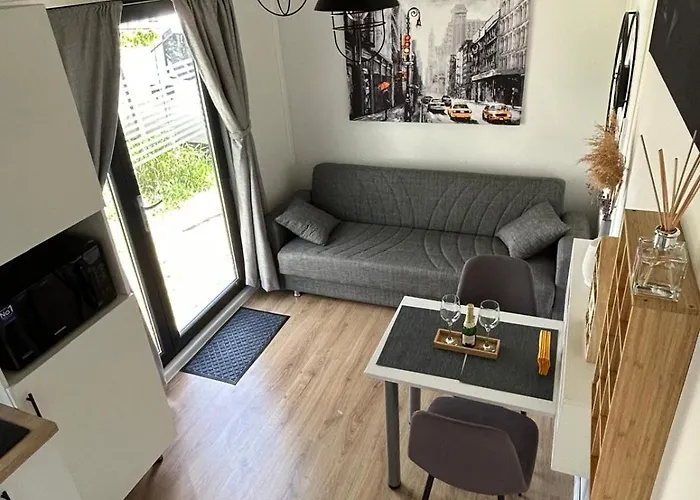 Pura Vida Downtown Tiny Guest house Bucharest