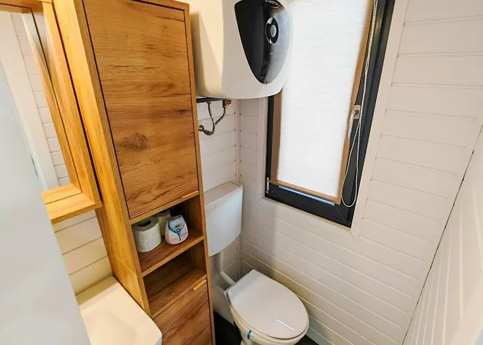 Guest house Pura Vida Downtown Tiny Bucharest