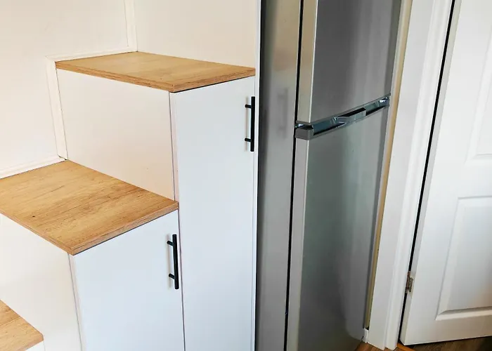 Pura Vida Downtown Tiny Bukarest