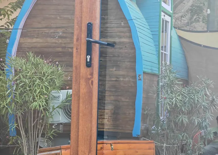 Pura Vida Downtown Tiny 3* Bucharest